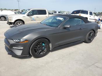  Salvage Ford Mustang