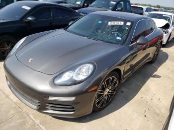  Salvage Porsche Panamera