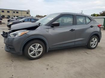  Salvage Nissan Kicks