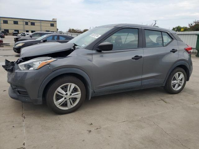  Salvage Nissan Kicks