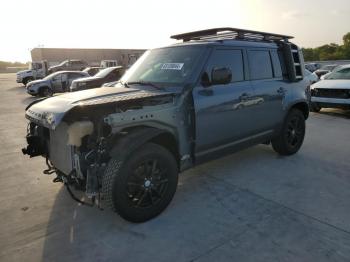  Salvage Land Rover Defender