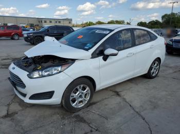  Salvage Ford Fiesta