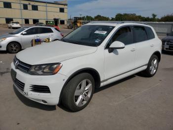  Salvage Volkswagen Touareg