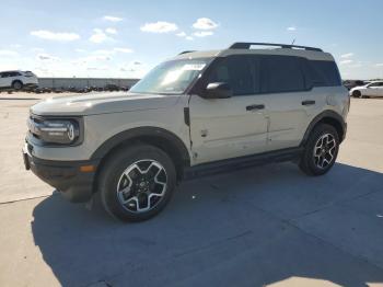  Salvage Ford Bronco