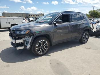  Salvage Jeep Compass