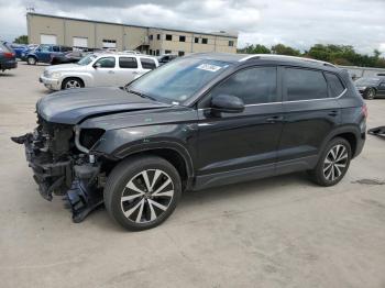  Salvage Volkswagen Taos