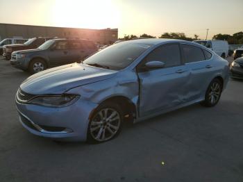  Salvage Chrysler 200