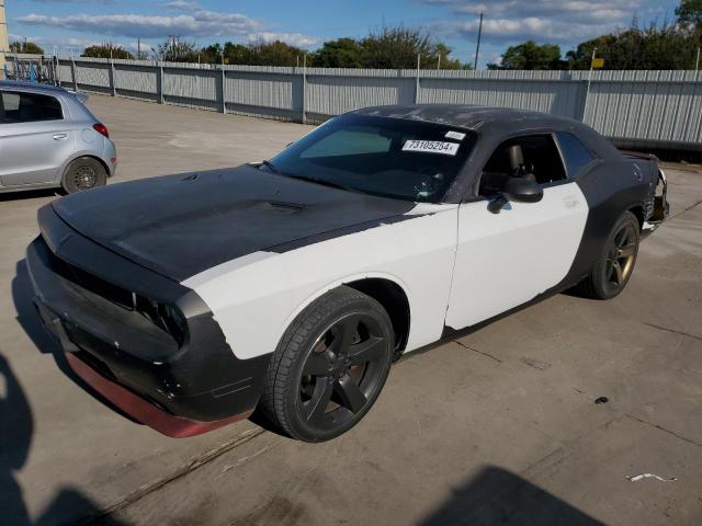  Salvage Dodge Challenger