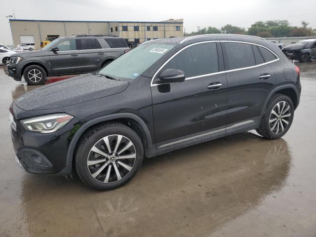  Salvage Mercedes-Benz GLA