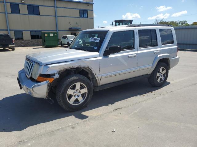  Salvage Jeep Commander