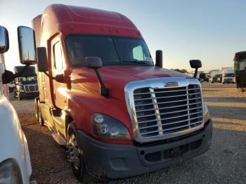  Salvage Freightliner Cascadia 1