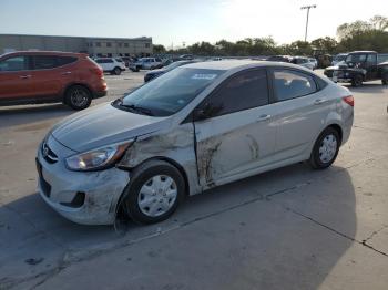  Salvage Hyundai ACCENT