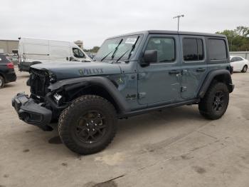  Salvage Jeep Wrangler