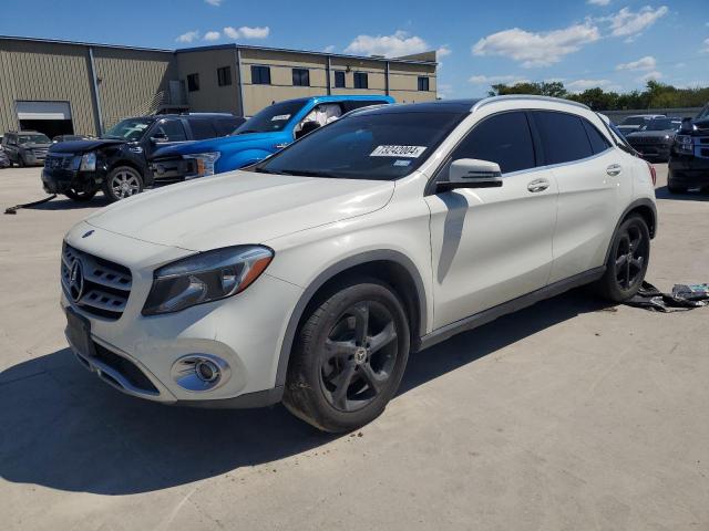  Salvage Mercedes-Benz GLA