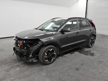  Salvage Kia Niro