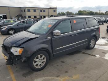  Salvage Chrysler Minivan