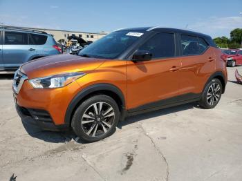  Salvage Nissan Kicks