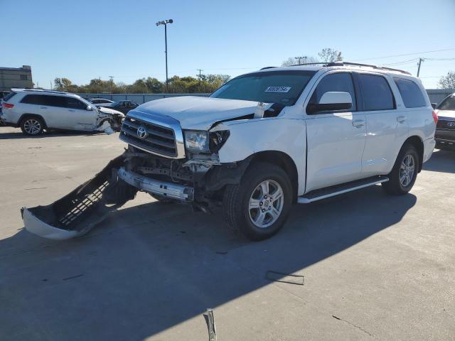  Salvage Toyota Sequoia