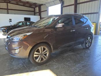  Salvage Hyundai TUCSON