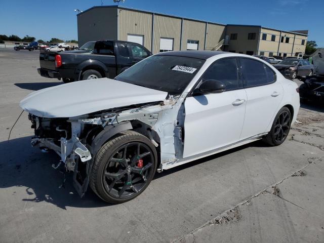  Salvage Alfa Romeo Giulia