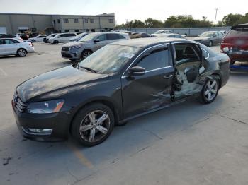  Salvage Volkswagen Passat