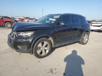  Salvage Volvo XC40