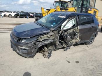  Salvage Jeep Compass