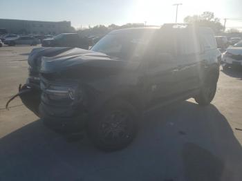  Salvage Ford Bronco