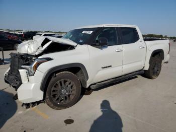  Salvage Toyota Tundra