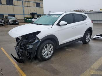  Salvage Hyundai TUCSON