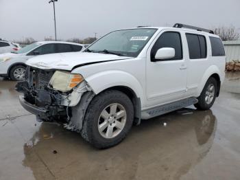  Salvage Nissan Pathfinder