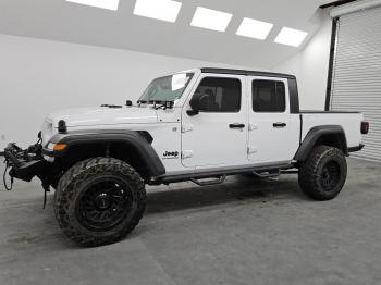  Salvage Jeep Gladiator