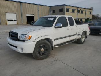  Salvage Toyota Tundra