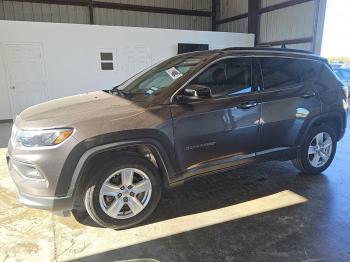  Salvage Jeep Compass