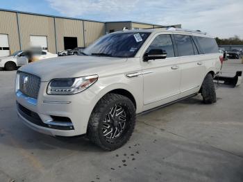  Salvage Lincoln Navigator