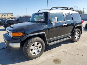  Salvage Toyota FJ Cruiser