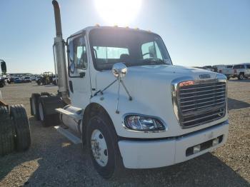  Salvage Freightliner M2 112 Med