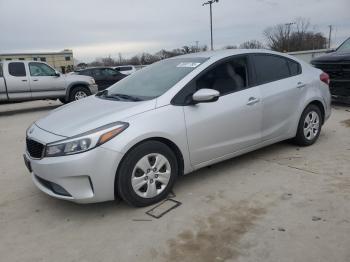  Salvage Kia Forte