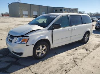  Salvage Dodge Caravan