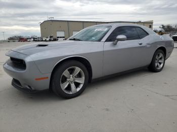  Salvage Dodge Challenger