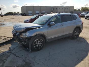  Salvage Volkswagen Tiguan