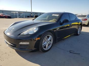  Salvage Porsche Panamera