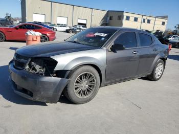  Salvage Dodge Avenger