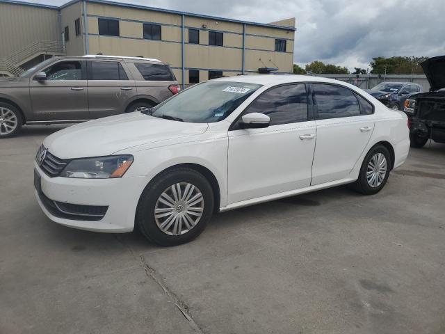  Salvage Volkswagen Passat