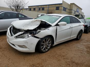  Salvage Hyundai SONATA