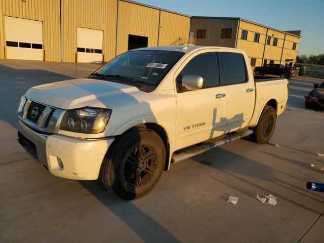  Salvage Nissan Titan