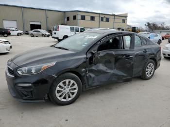  Salvage Kia Forte