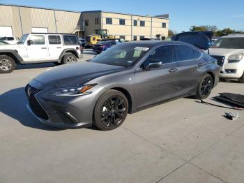  Salvage Lexus Es