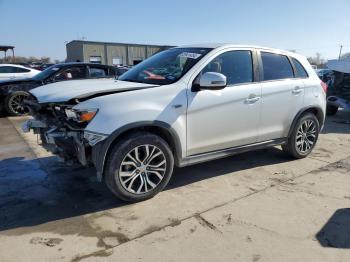  Salvage Mitsubishi Outlander