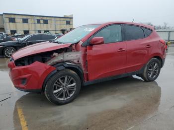  Salvage Hyundai TUCSON